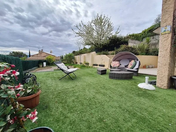 Maison de plain-pied 3 pièces 79 m²