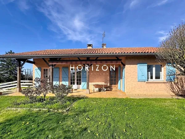 VONNAS : maison 130 m2, 5 CH, 2000 m2