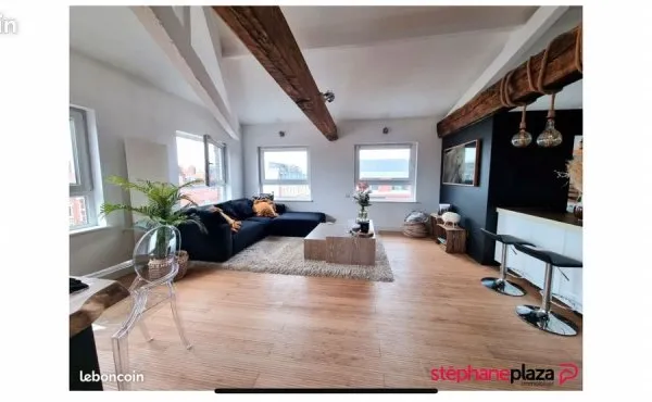 Loft Lille 90 m² - 1 chambre - 1 bureau - Place de parking