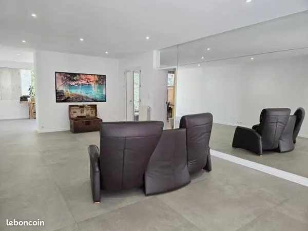 Maison T7 195 m² - RDC refait - Clim - DPE C - Jardin 3 faces - Le Crès