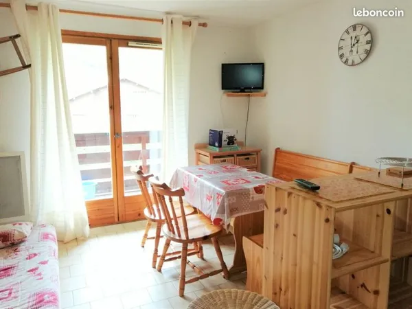 T2 meublé à louer à l'année - 25m2