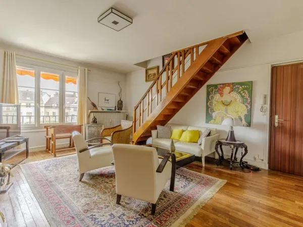 Exclusivité Propriétés-Privées - Duplex en dernier étage
