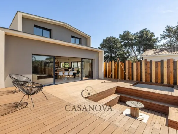 Maison 7 pièces 200 m²