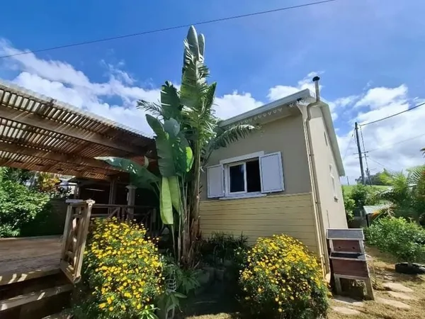 SD3416 - Maison 4 pièces avec piscine - Vue mer - ST PIERRE