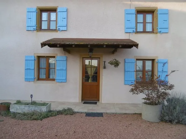Ferme avec 8 hectares Sud Bourgogne