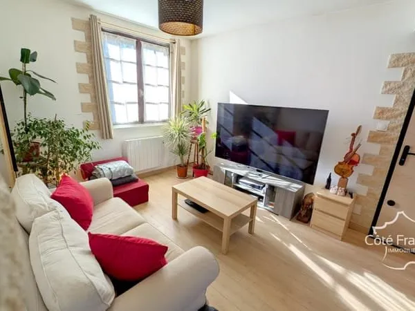 Charmante maison de village en 2 appartements située à Goull