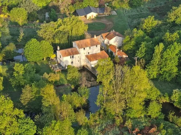 Maison 15 pièces 422 m²