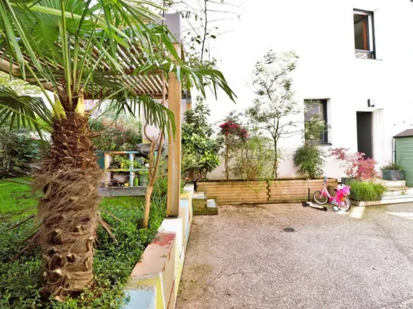 Maison 5 pièces 84 m²