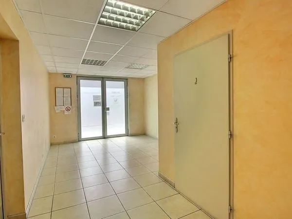 Local commercial 40 m²