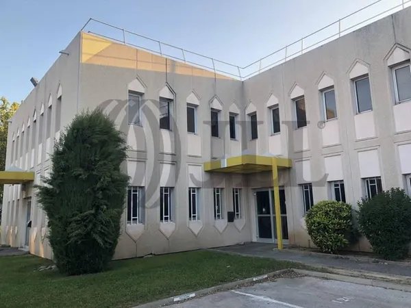 Bureau 293 m²