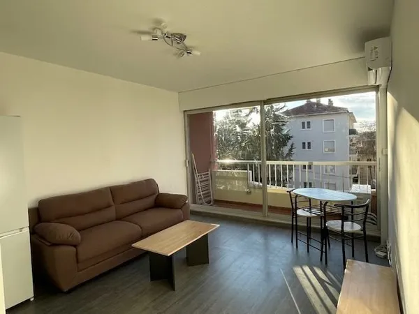 Appartement T2 meublé proche gare et centre ville