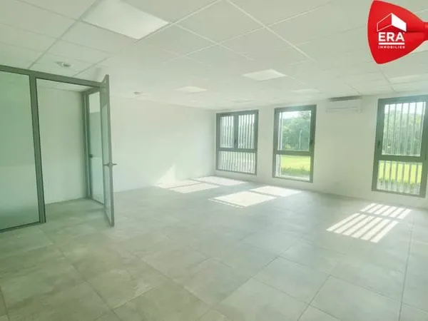 Bureaux Montussan 48 m2
