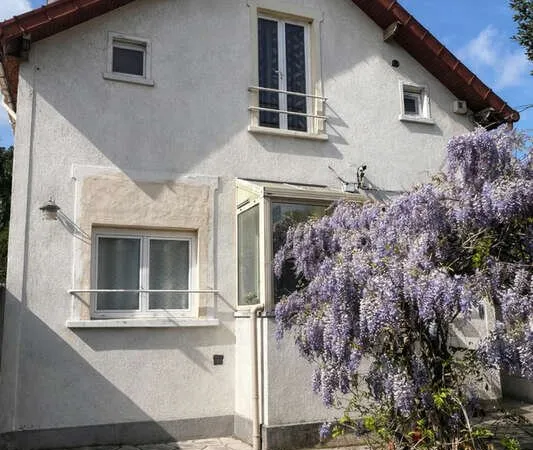 Le blanc-mesnil sud pavillon f5 sur parcelle de 393 m2