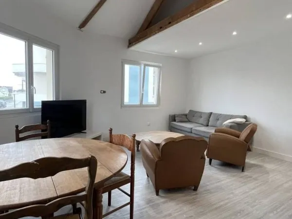 Immeuble 1 pièce 100 m²