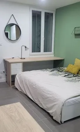 Studio 1 pièce 17 m²