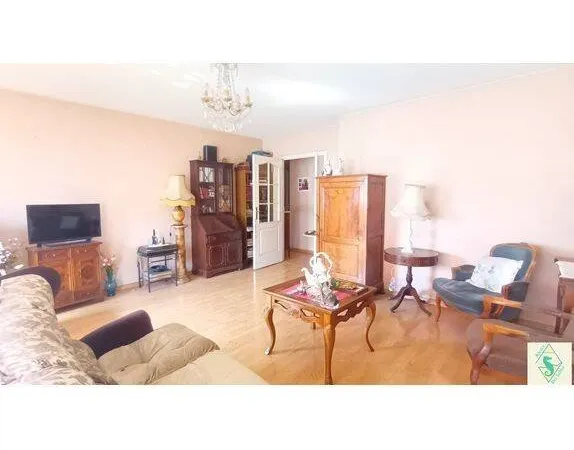 Appartement 3 pièces 77 m²