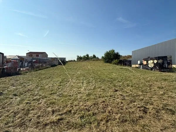 Terrain constructible 829m2