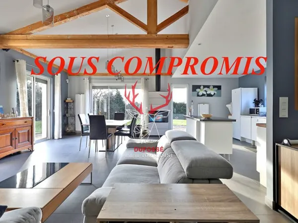 Maison de plain-pied 187 m² Terrain 1504