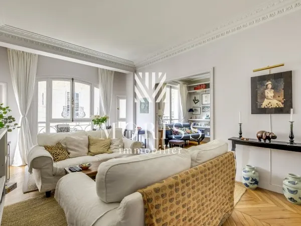 APPARTEMENT TROIS PIÈCES - 17ème Paris