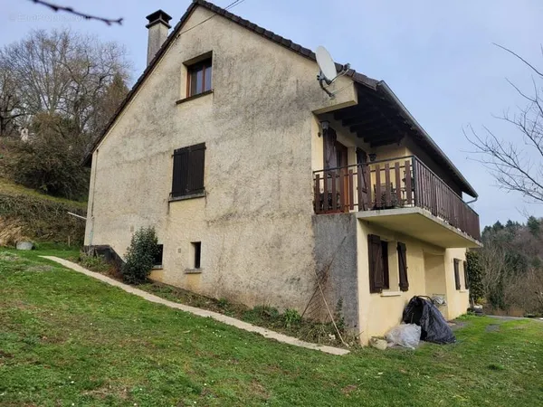 Solide batisse traditionnelle