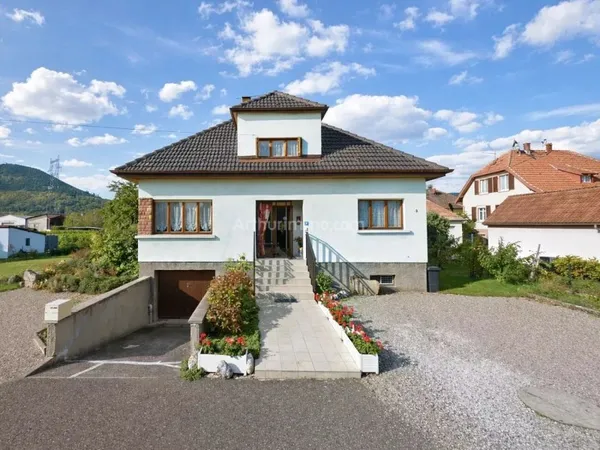 Maison 12 pièces 185 m²