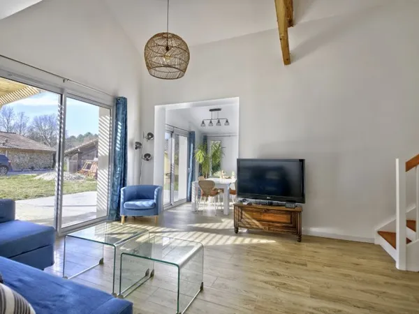 Maison 8 pièces 193 m²