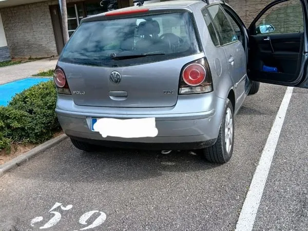 Place de parking 13012