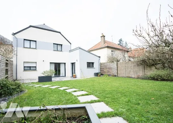 Maison 5 pièces 117 m²