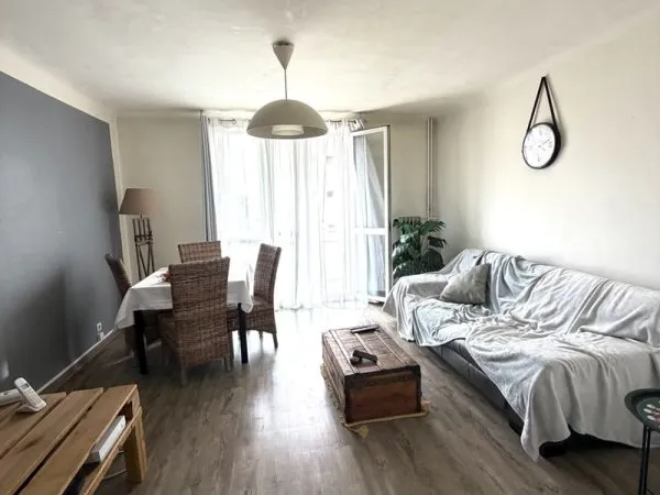 T3 lumineux en résidence sécurisée