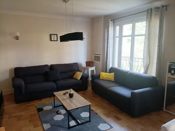 Boulogne Reine, 2/3 pièces 65 m²
