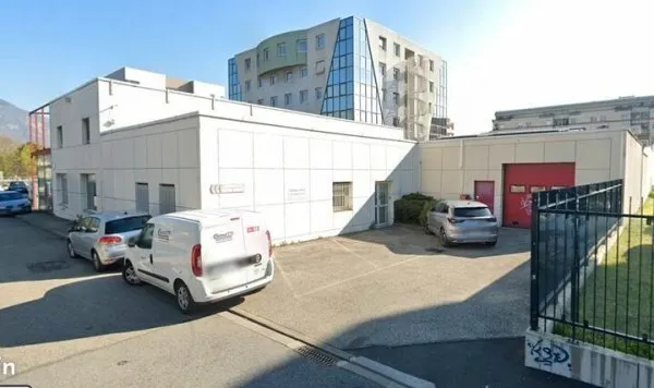 LOCAL D'ACTIVITE 889 m² GRENOBLE