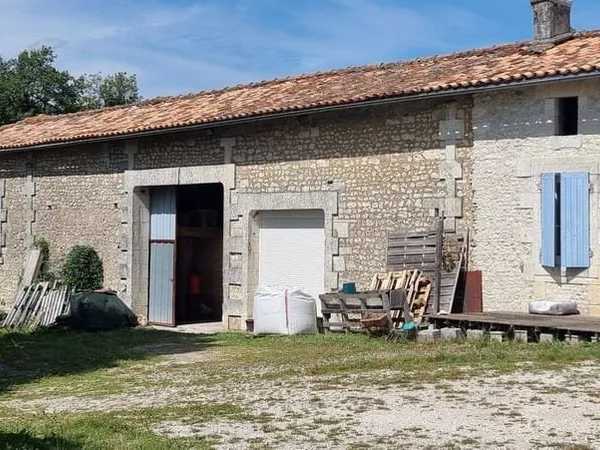 Maison 6 pièces 300 m²