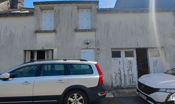 HYPER CENTRE MUZILLAC - Maison à rénover entièrement - Fort potentiel - Tout à pied - Idéal investis
