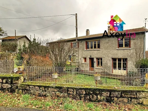A vendre - deux maisons avec terrain - secteur chauffailles