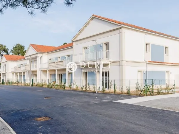 APPARTEMENT T3 - PISCINE COLLECTIVE