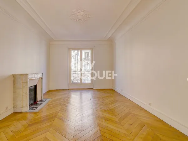 PARIS XVI, ÉGLISE D'AUTEUIL, 2 CHAMBRES, 90M2 AVEC CAVE ET PARKING