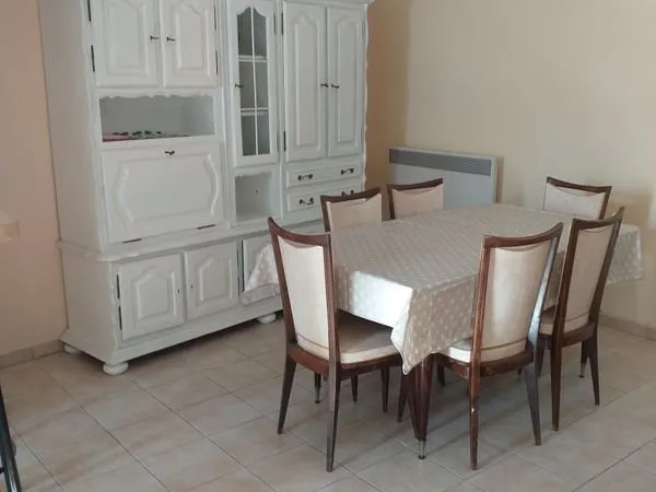 Studio meublé à louer