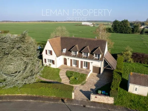 Maison de luxe 8 pièces 221 m²