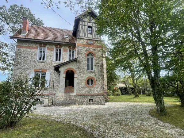 Maison et villa de prestige Vente Lanton 7p 250m² 945000€