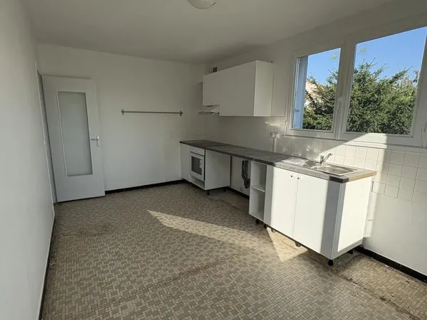 Maison T6 - SECTEUR DU BREZET