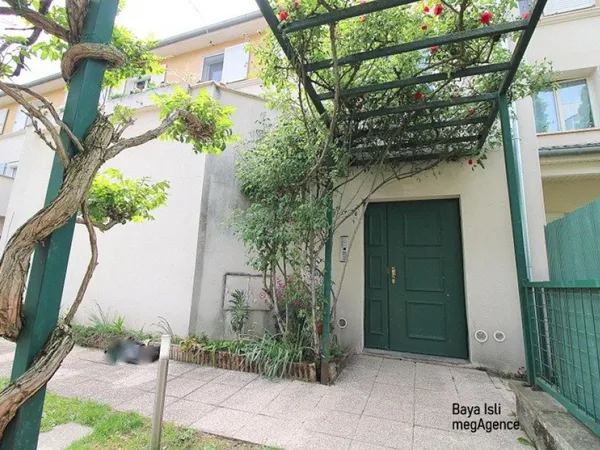 Saint-Etienne Appartement T3 en duplex, un rez de jardin, garage, cave