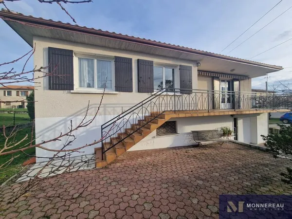 PAVILLON SUR SOUS-SOL PROCHE SERVICES