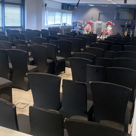 SALLE de culte 100 PERSONNES MONTREUIL