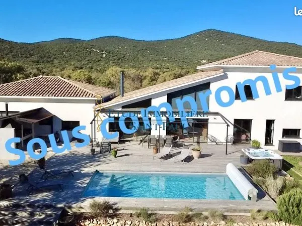 Villa 7 pièces 200 m²
