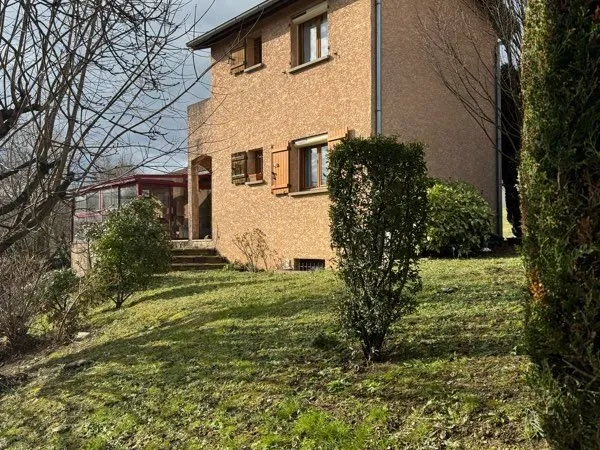 Maison individuelle proche de toute commodité ma