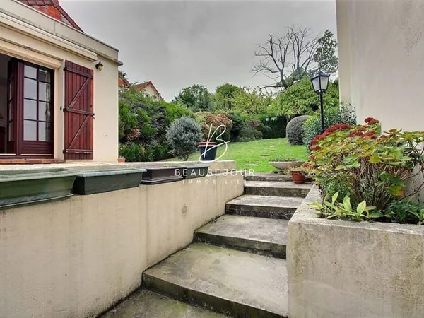 Maison 9 pièces 185 m²