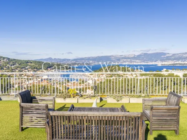 PENTHOUSE - TOIT TERRASSE DE 350M² - VUE MER PANORAMIQUE - PISCI