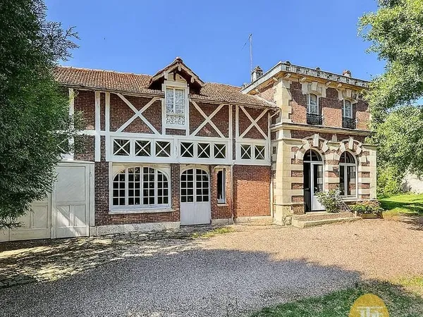 Maison 7 pièces 293 m²