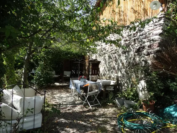 Joli chalet assez exceptionnel située à Valdeblore