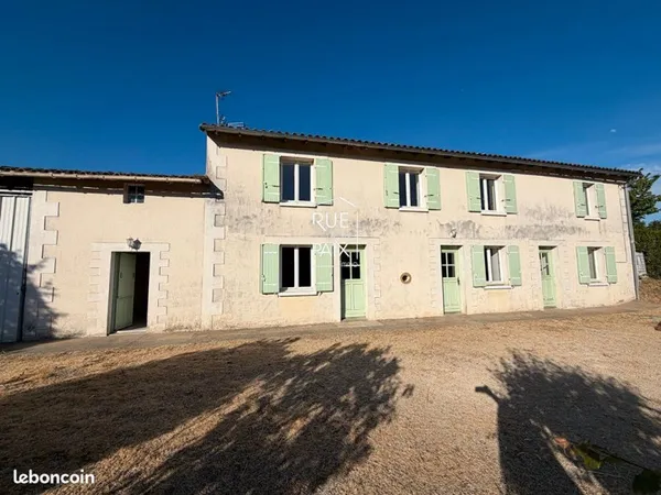 Longère 5 pièces 154 m²